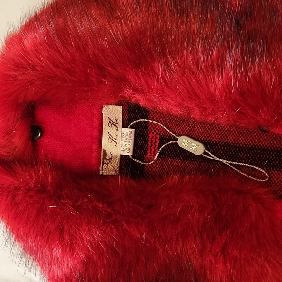 Light weight coat. - Picture 2 of 3